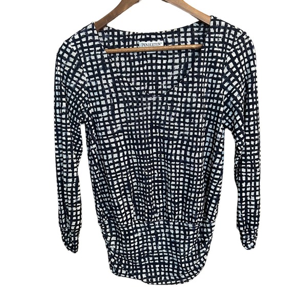 Pendleton Medium black/white checkered ruched blouse - Picture 2 of 10